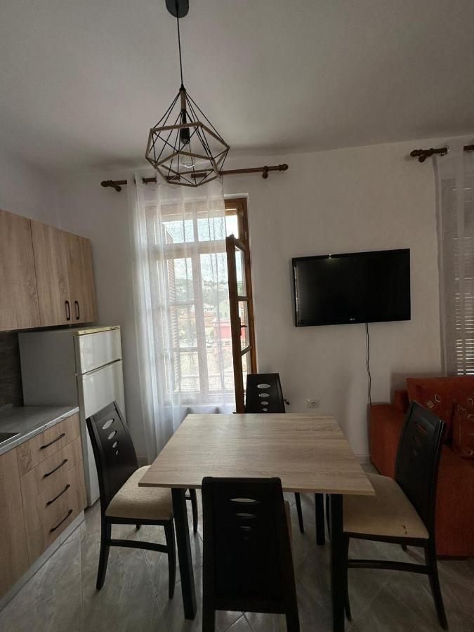 Vlorë Central Charm Apartments מראה חיצוני תמונה