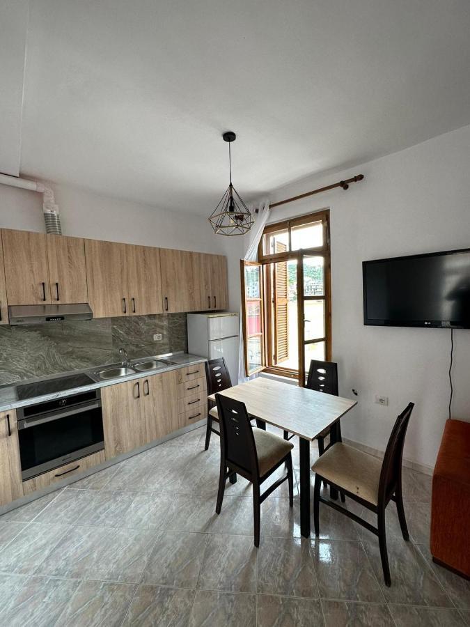 Vlorë Central Charm Apartments מראה חיצוני תמונה