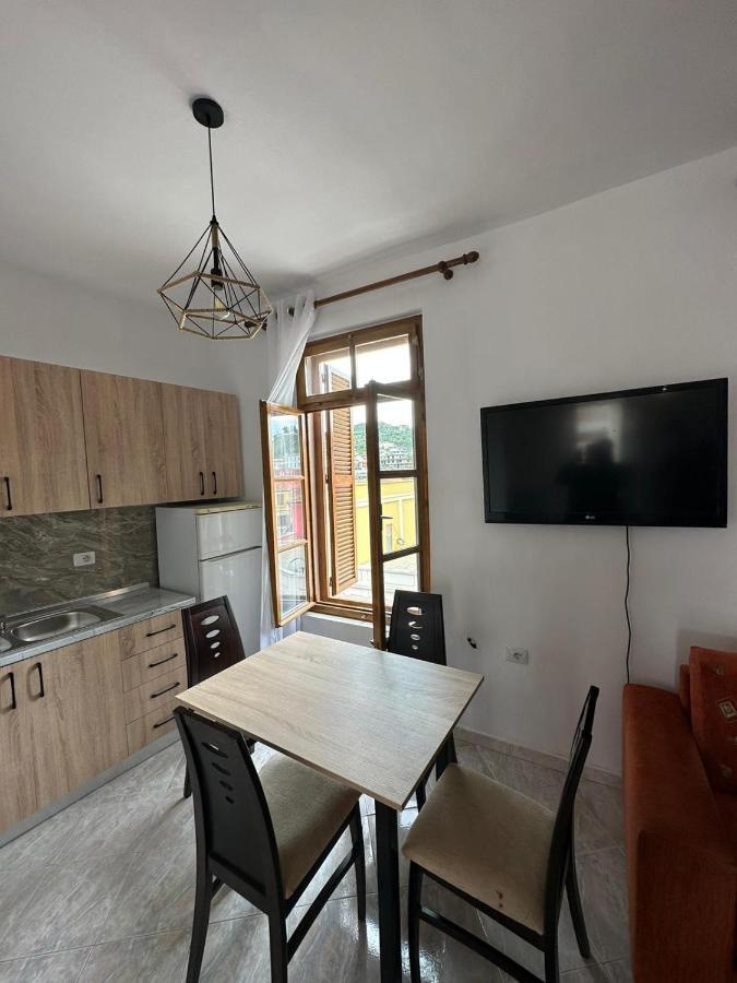 Vlorë Central Charm Apartments מראה חיצוני תמונה