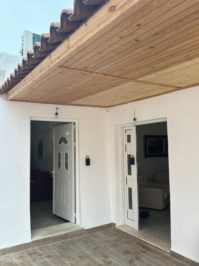 Vlorë Central Charm Apartments מראה חיצוני תמונה