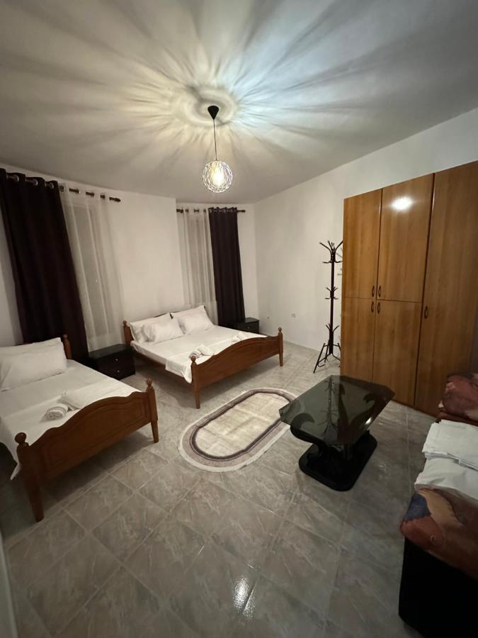 Vlorë Central Charm Apartments מראה חיצוני תמונה